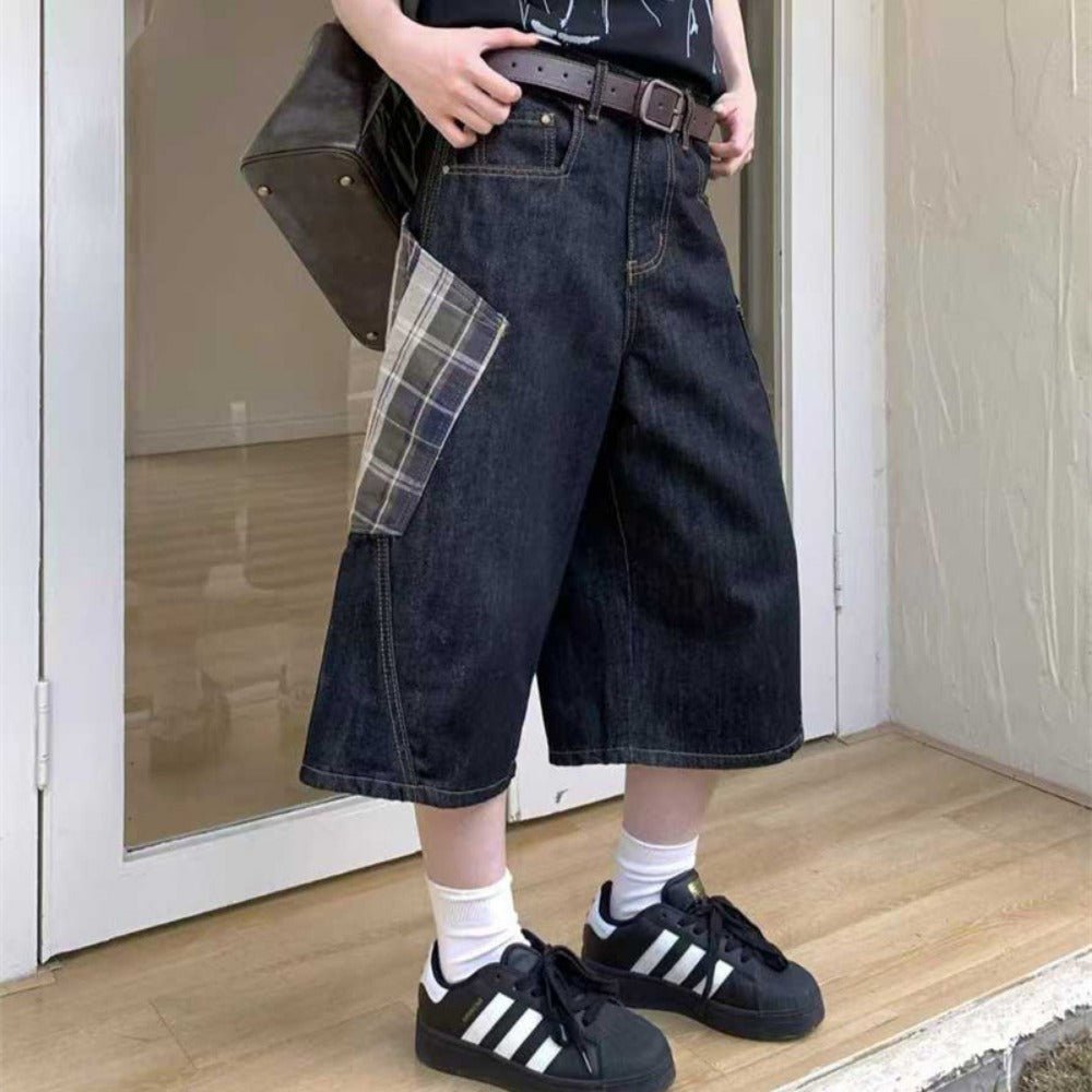 Large Pocket Checkered Denim Capri Pants - Thrashink