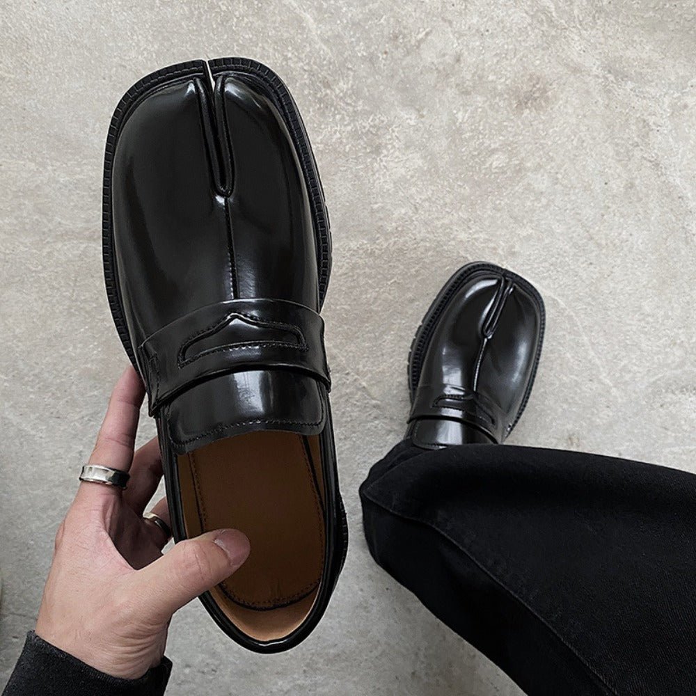 Tabi Cowhide Loafers - Thrashink